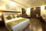 Bedroom Le ROI Delhi