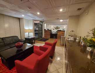 Lobi 2 Ramada by Wyndham Oakland Downtown City Center