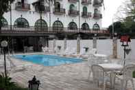 Swimming Pool Hotel Tannenhof