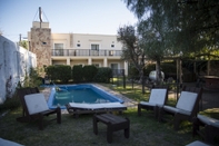 Swimming Pool Hotel Luna Serrana