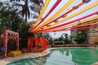 Swimming Pool Lagoona Resort