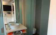 In-room Bathroom 5 Best Western Hotel Parco Paglia