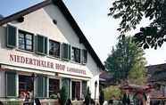 ภายนอกอาคาร 2 Landhotel Niederthaeler Hof