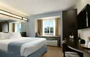 Bedroom 4 Microtel Inn & Suites by Wyndham Geneva