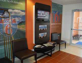 Sảnh chờ 2 Motel 6 Kingston, ON