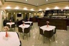 酒吧、咖啡厅和休息室 Archontiki City Hotel