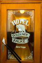 Lobi 4 Goldener Falke