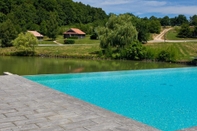 Swimming Pool Le Domaine du Grand Bois