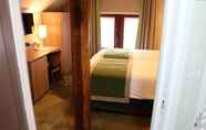 Bedroom 2 Hotel le Mouton Blanc