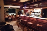 Bar, Kafe, dan Lounge Hotel Schmitta