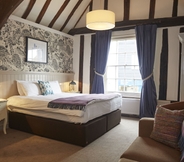 Bedroom 4 White Hart Hotel by Greene King Inns