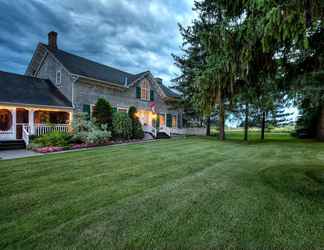 Exterior 2 The Waring House