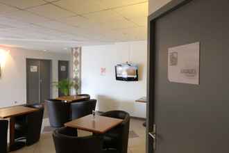 Sảnh chờ 4 Greet Hotel Castres Saïx