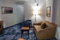 Common Space Fairfield Inn & Suites by Marriott Lewisburg