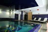 Swimming Pool Spa & Wellness Hotel St. Moritz