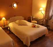 Bedroom 5 Hotel Ulysse Montpellier Centre