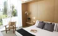 Bedroom 2 Alenti Sitges Hotel & Restaurant