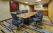 Ruangan Fungsional 4 Fairfield Inn & Suites by Marriott Oklahoma City-Warr Acres