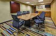 Ruangan Fungsional 4 Fairfield Inn & Suites by Marriott Oklahoma City-Warr Acres