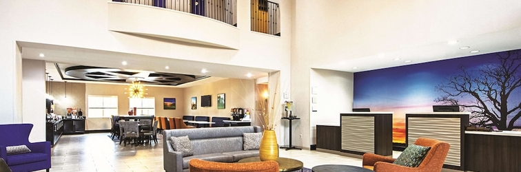 Lobby La Quinta Inn & Suites by Wyndham McKinney