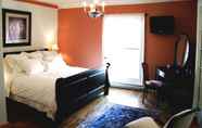 Bedroom 7 Mariner King Inn