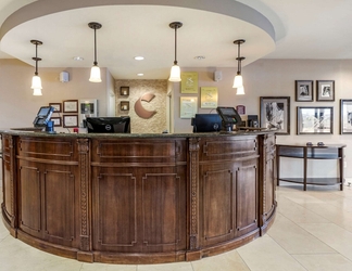 Sảnh chờ 2 Comfort Suites Fernley