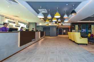 Lobi 4 Premier Inn Dubai Investment Park