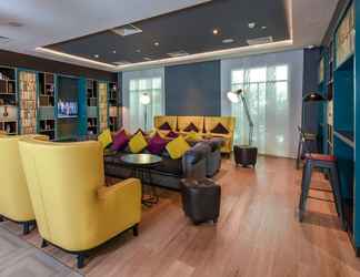 ล็อบบี้ 2 Premier Inn Dubai Investment Park