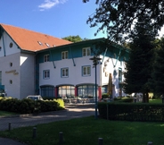 Exterior 2 gut-Hotel Pommernhotel Barth