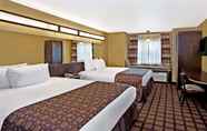 Bedroom 5 Microtel Inn & Suites by Wyndham Cartersville