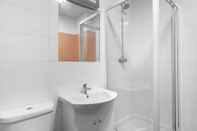 Toilet Kamar Selina Liverpool - Hostel