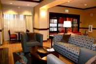 Common Space Hampton Inn & Suites Folsom