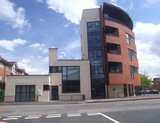 Exterior 2 Comfort Zone Parkside Apartment Hotel Birmingham