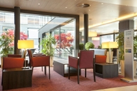 Lobby Holiday Inn Express Zurich Airport, an IHG Hotel