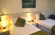 Kamar Tidur 5 The Limes Country Lodge Hotel