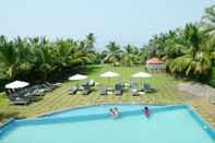 Swimming Pool O Hotel Goa, Candolim Beach