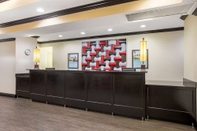 Lobi La Quinta Inn & Suites by Wyndham Conway