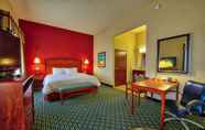 Phòng ngủ 3 Hampton Inn & Suites Ridgecrest