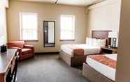 Kamar Tidur 6 Cork Factory Hotel