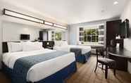 Phòng ngủ 5 Microtel Inn & Suites by Wyndham Waynesburg