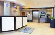 Lobi 4 Microtel Inn & Suites by Wyndham Waynesburg
