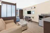 Ruang untuk Umum Microtel Inn & Suites by Wyndham Waynesburg