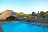 Swimming Pool Rhino River Lodge