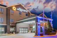Bangunan La Quinta Inn & Suites by Wyndham Ada