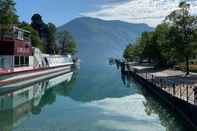 Swimming Pool Logis Hôtel Annecy Nord / Argonay