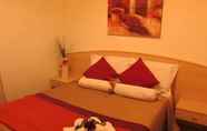 Bedroom 6 Hotel Ambra