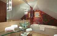In-room Bathroom 7 Hotellerie De Mascognaz