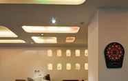 Bar, Cafe and Lounge 2 Keys Select by Lemon Tree Hotels, Ludhiana