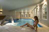 Swimming Pool Hotel Quartier Latin