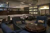 Bar, Cafe and Lounge DoubleTree by Hilton Cape Town - Upper Eastside